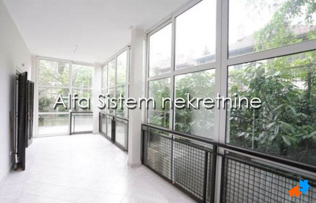 Izdavanje: Kuća 550 m², Voždovac – Beograd