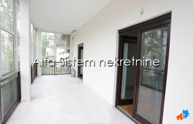 Izdavanje: Kuća 550 m², Voždovac – Beograd
