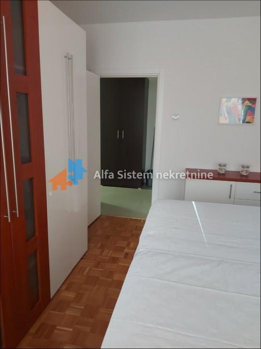 Izdavanje: Dvosoban stan 65 m², Vračar – Beograd