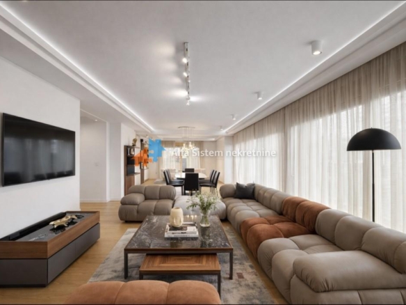 Izdavanje: Petosoban stan 240 m², Vračar – Beograd