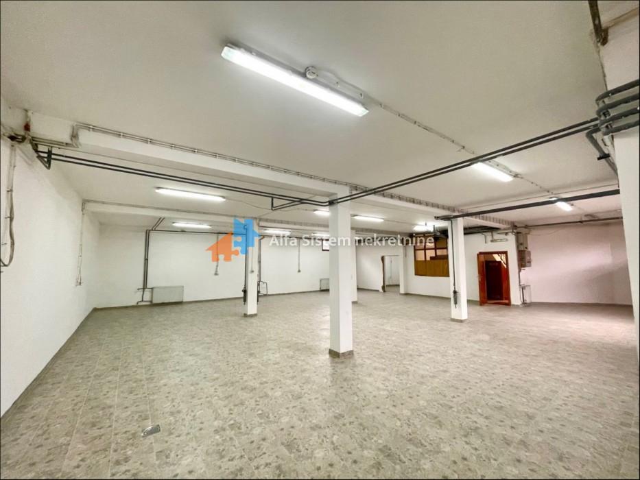 Izdavanje: Poslovni prostor 350 m², Zvezdara – Beograd