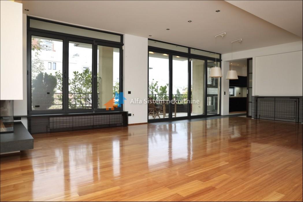 Izdavanje: Petosoban stan 176 m², Vračar – Beograd