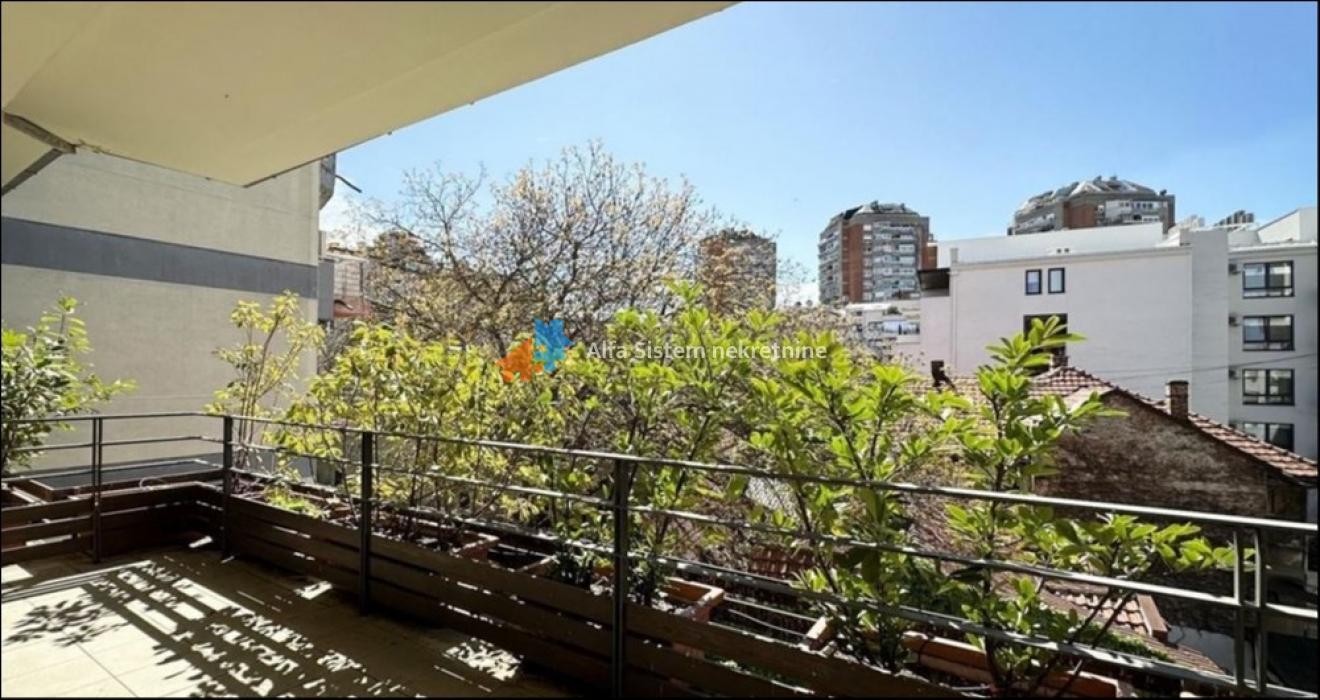 Izdavanje: Petosoban stan 176 m², Vračar – Beograd Izdavanje: Petosoban stan 176 m², Vračar – Beograd