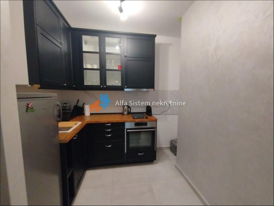 Izdavanje: Trosoban stan 88 m², Voždovac – Beograd
