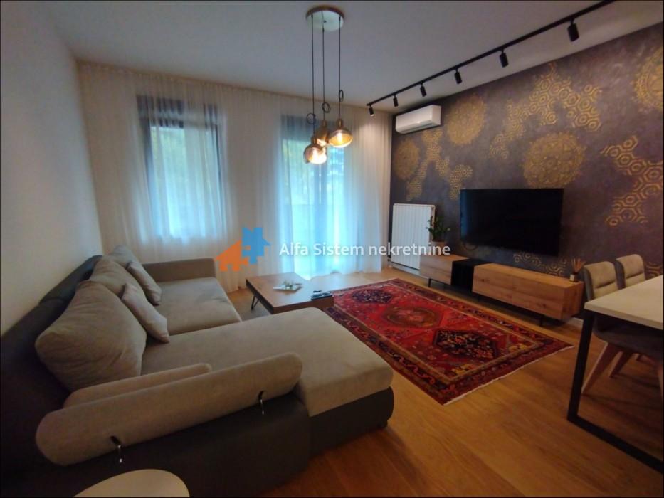 Izdavanje: Trosoban stan 88 m², Voždovac – Beograd