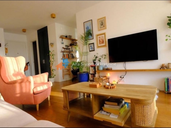 Izdavanje: Dvoiposoban stan 73 m², Voždovac – Beograd