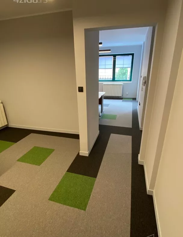 Izdavanje: Poslovni prostor 152 m², Voždovac – Beograd