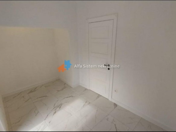 Izdavanje: Jednoiposoban stan 38 m², Vračar – Beograd