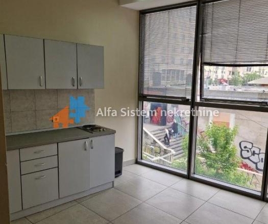 Izdavanje: Poslovni prostor 216 m², Savski venac – Beograd