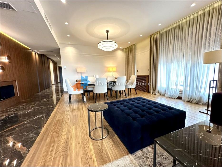 Izdavanje: Petosoban stan 350 m², Vračar – Beograd