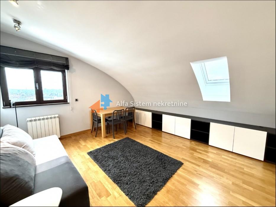 Prodaja: Petosoban stan 160 m², Vračar – Beograd