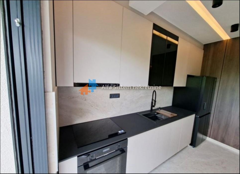 Izdavanje: Trosoban stan 82 m², Zvezdara – Beograd