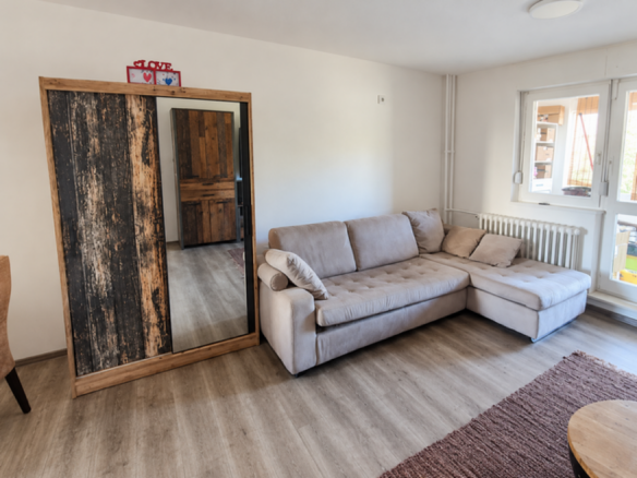 Izdavanje: Trosoban stan 83 m², Zvezdara – Beograd