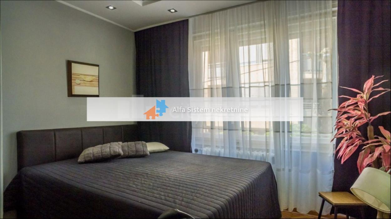 Izdavanje: Dvosoban stan 50 m², Vračar – Beograd Izdavanje: Dvosoban stan 50 m², Vračar – Beograd