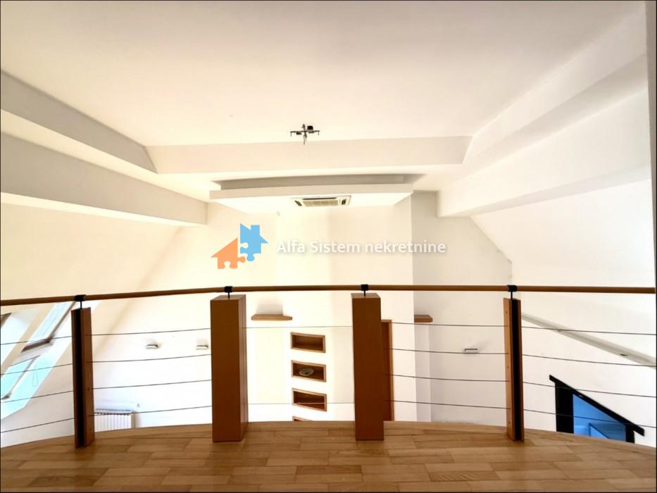 Prodaja: Šestosoban stan 208 m², Vračar – Beograd