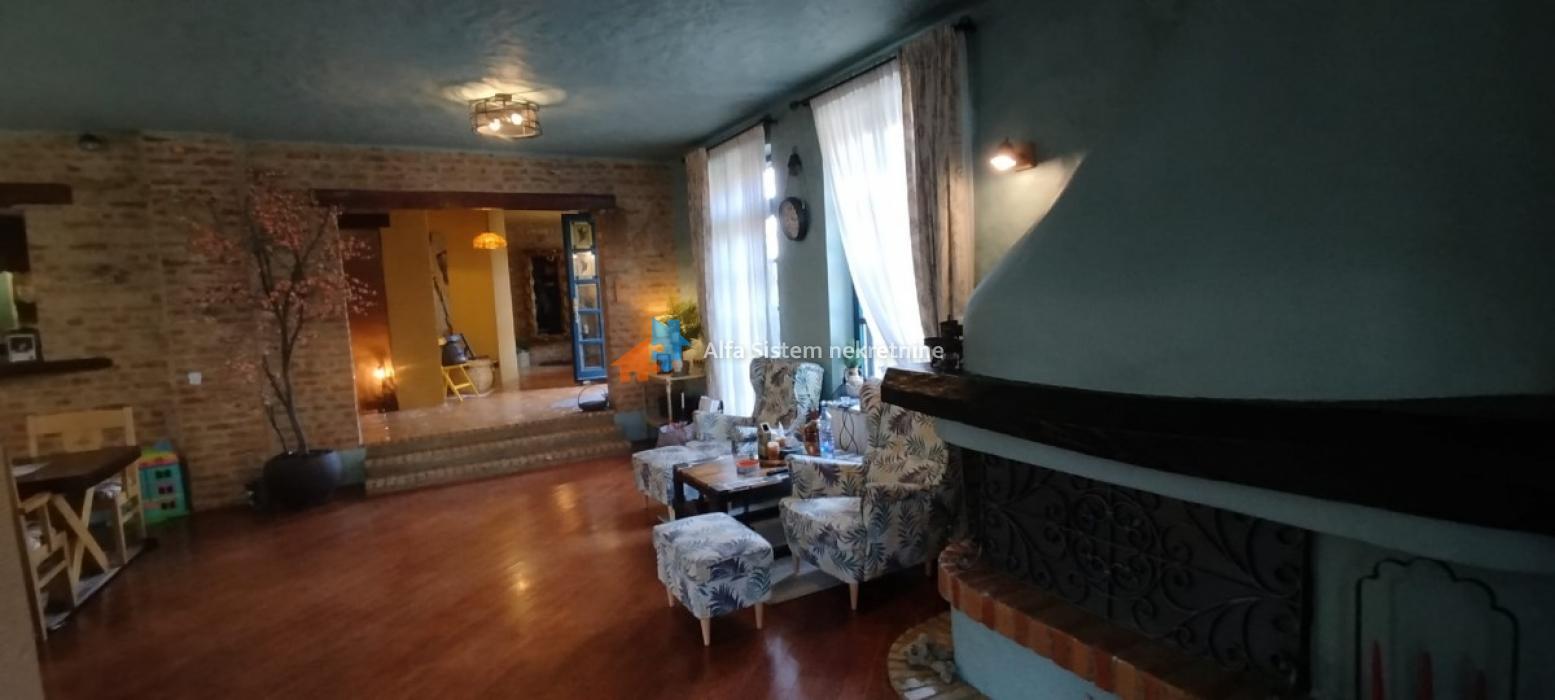 Izdavanje: Kuća 360 m², Voždovac – Beograd Izdavanje: Kuća 360 m², Voždovac – Beograd