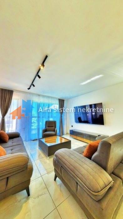 Izdavanje: Kuća 52 m², Zvezdara – Beograd