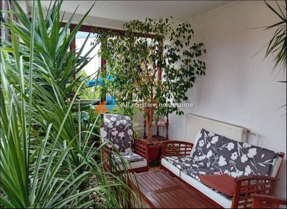 Izdavanje: Kuća 330 m², Dedinje – Beograd