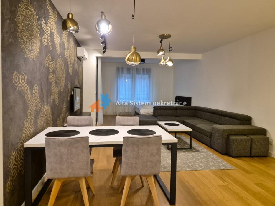 Izdavanje: Trosoban stan 95 m², Voždovac – Beograd