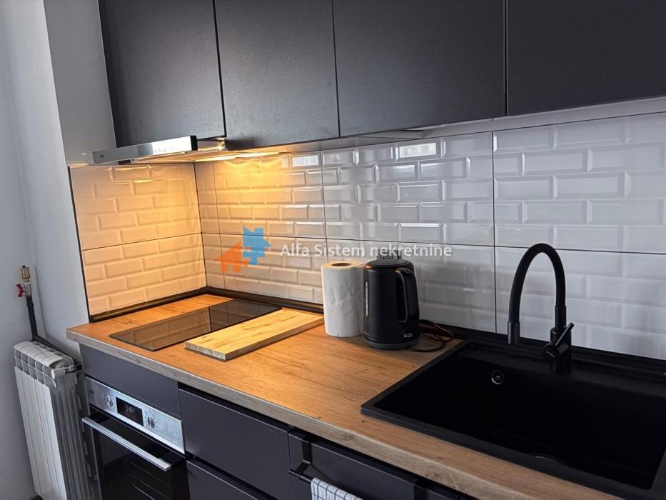 Izdavanje: Dvosoban stan 60 m², Novi Beograd – Beograd