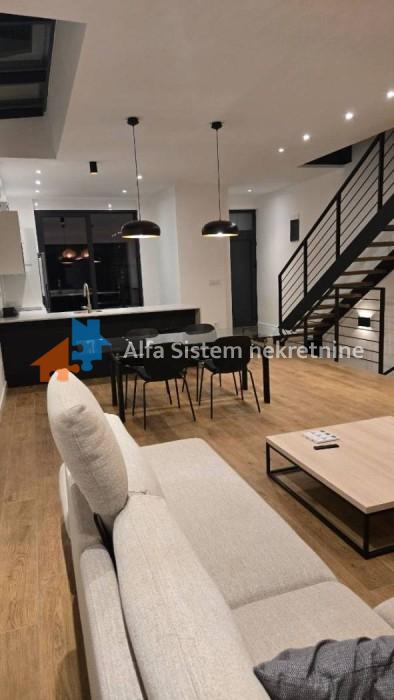Izdavanje: Kuća 250 m², Savski venac – Beograd