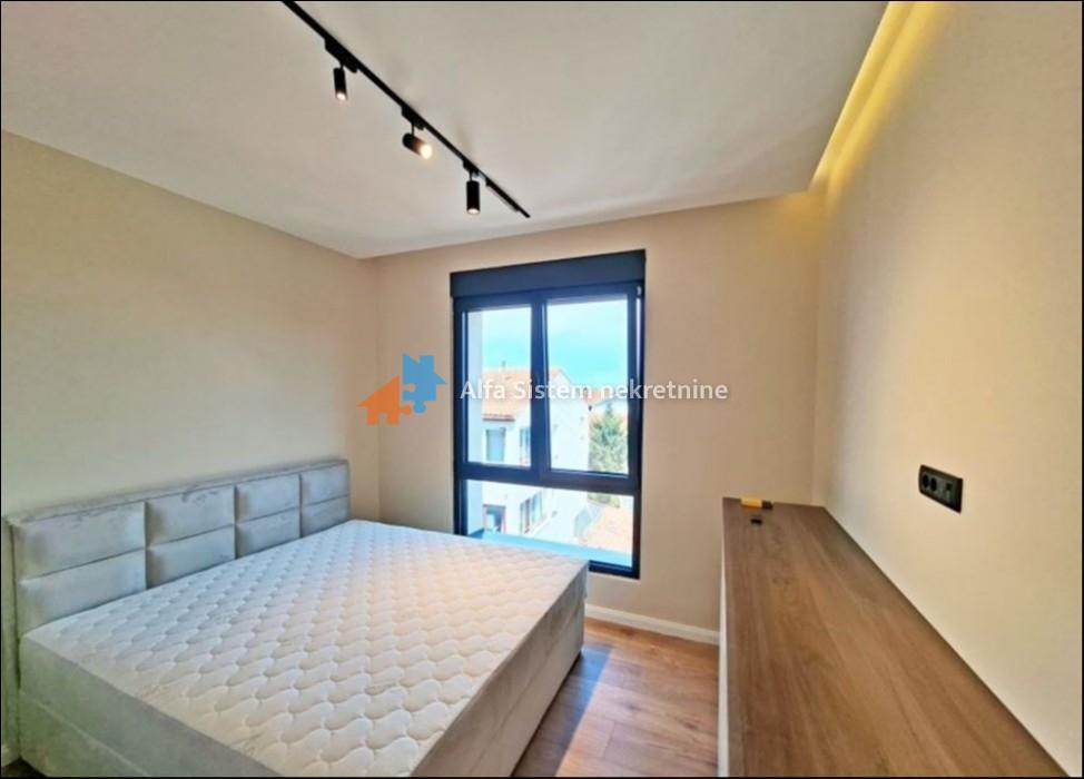 Izdavanje: Trosoban stan 82 m², Zvezdara – Beograd