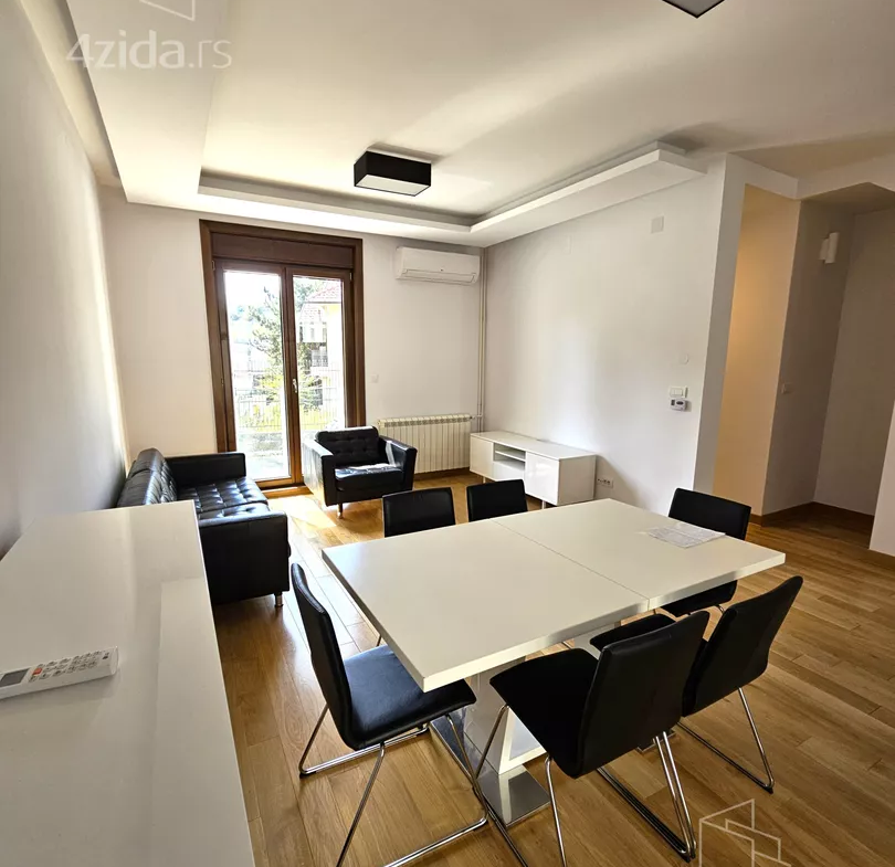 Izdavanje: Kuća 240 m², Dedinje – Beograd