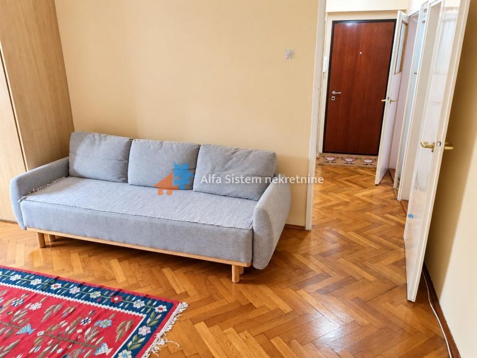 Izdavanje: Dvoiposoban stan 50 m², Dorćol – Beograd