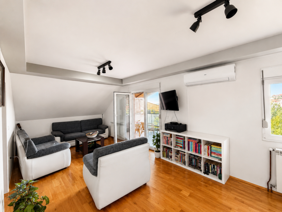 Prodaja: Kuća 220 m², Zvezdara – Beograd