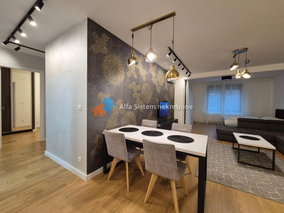 Izdavanje: Trosoban stan 95 m², Voždovac – Beograd
