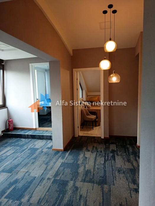 Izdavanje: Poslovni prostor 155 m², Savski venac – Beograd