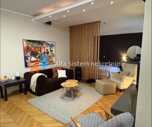 Izdavanje: Jednosoban stan 50 m², Stari grad – Beograd