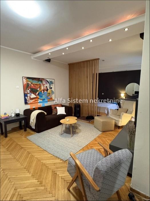 Izdavanje: Jednosoban stan 50 m², Stari grad – Beograd