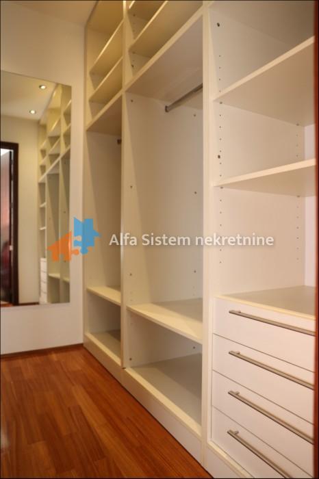 Izdavanje: Petosoban stan 176 m², Vračar – Beograd