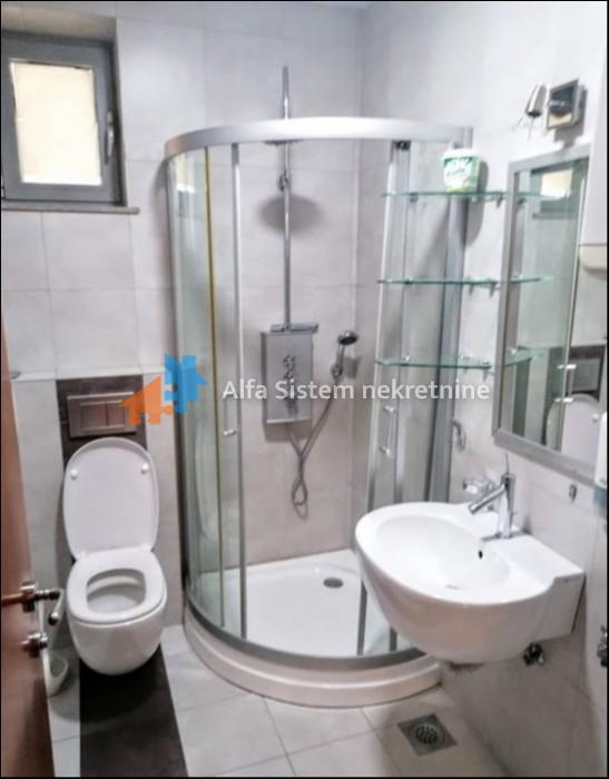 Izdavanje: Poslovni prostor 150 m², Voždovac – Beograd