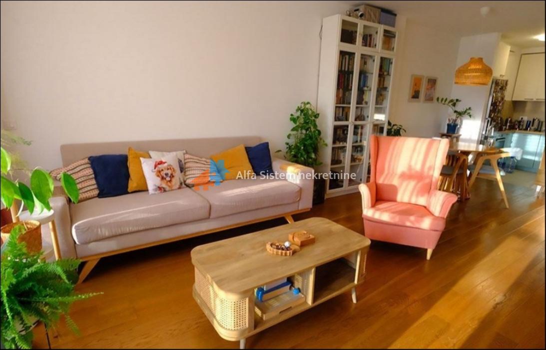 Izdavanje: Dvoiposoban stan 73 m², Voždovac – Beograd