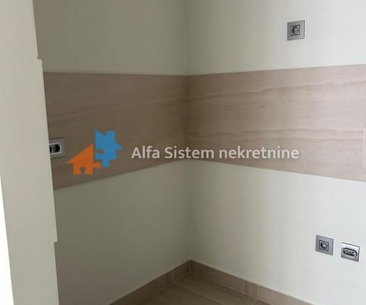 Izdavanje: Trosoban stan 77 m², Novi Beograd – Beograd