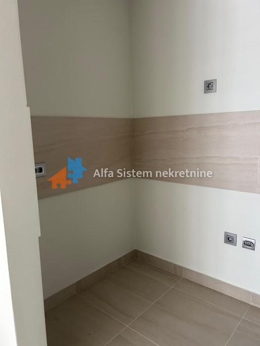 Izdavanje: Trosoban stan 77 m², Novi Beograd – Beograd