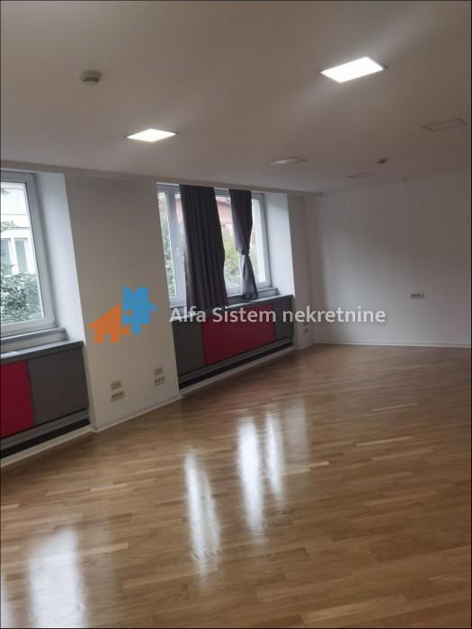Izdavanje: Poslovni prostor 420 m², Stari grad – Beograd