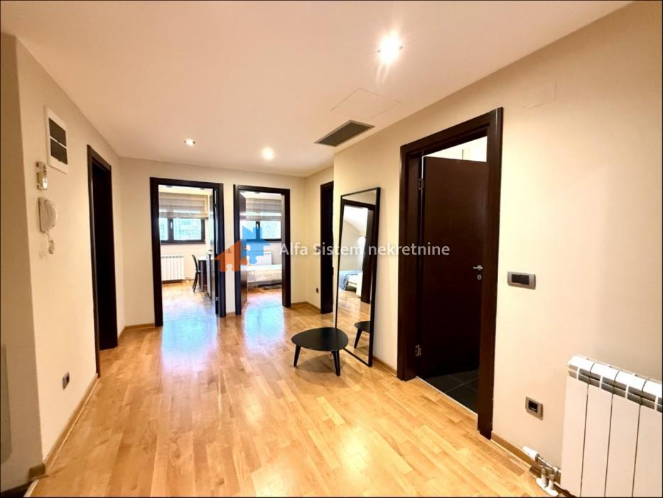 Prodaja: Petosoban stan 160 m², Vračar – Beograd