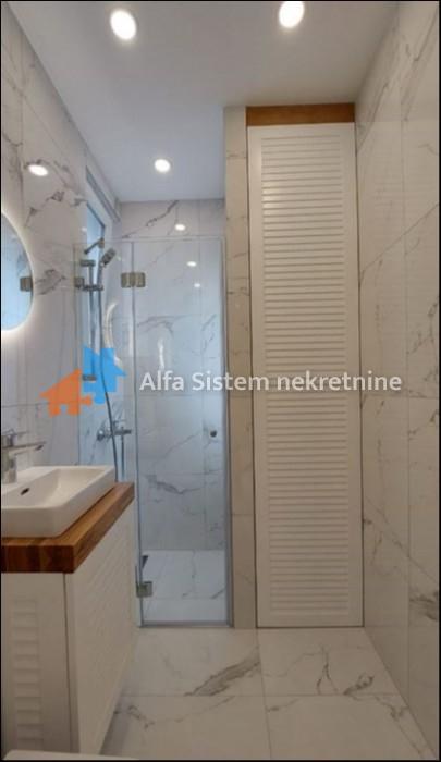 Izdavanje: Jednoiposoban stan 38 m², Vračar – Beograd