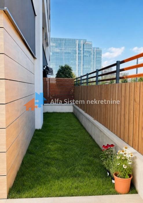 Izdavanje: Trosoban stan 81 m², Novi Beograd – Beograd