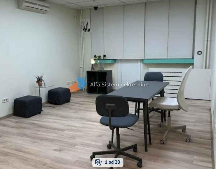Izdavanje: Četvoroiposoban stan 90 m², Stari grad – Beograd
