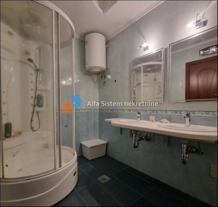 Izdavanje: Dvoiposoban stan 120 m², Stari grad – Beograd