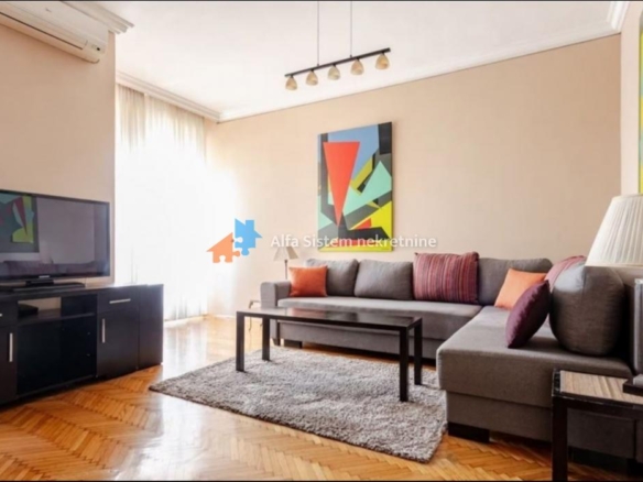 Izdavanje: Trosoban stan 80 m², Savski venac – Beograd