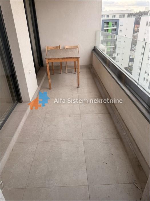 Izdavanje: Četvorosoban stan 106 m², Novi Beograd – Beograd