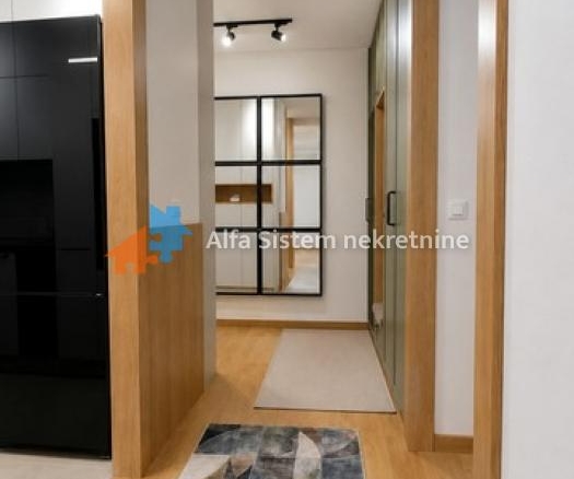 Izdavanje: Trosoban stan 81 m², Novi Beograd – Beograd
