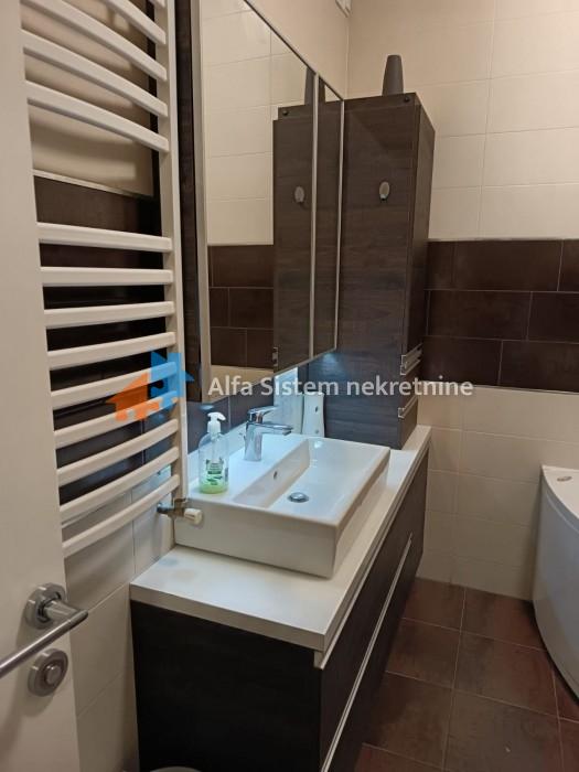 Izdavanje: Poslovni prostor 155 m², Savski venac – Beograd