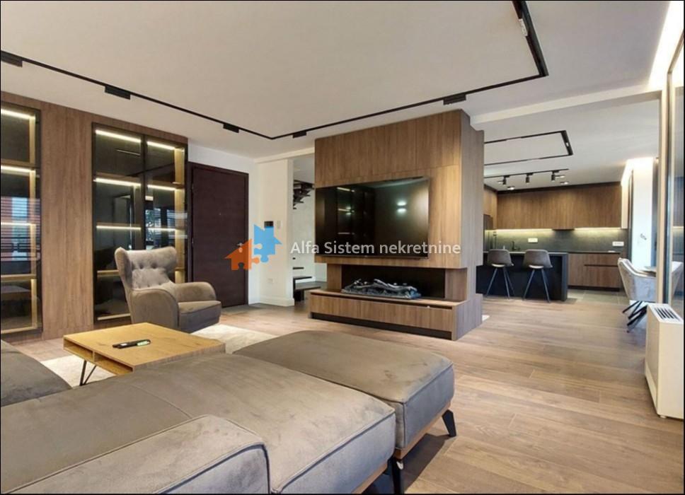 Izdavanje: Petosoban stan 197 m², Vračar – Beograd