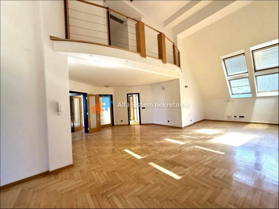 Izdavanje: Šestosoban stan 207 m², Vračar – Beograd
